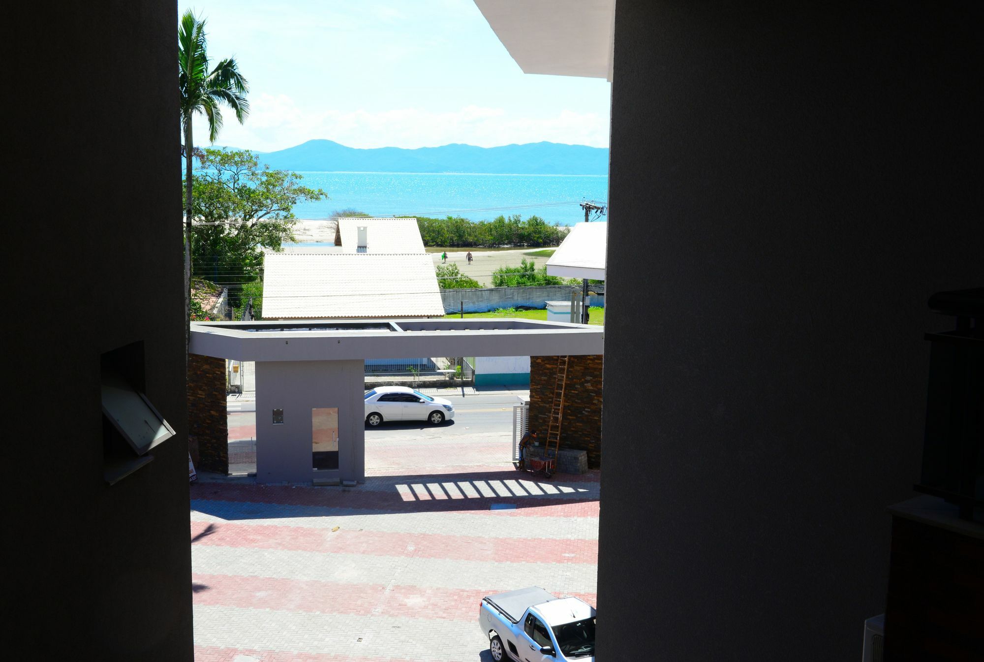 Boulevard Ponta Das Canas Governador Celso Ramos Luaran gambar